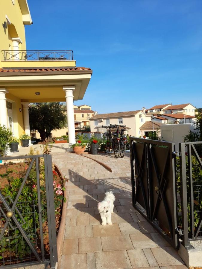 Villa Istriana Ližnjan 外观 照片
