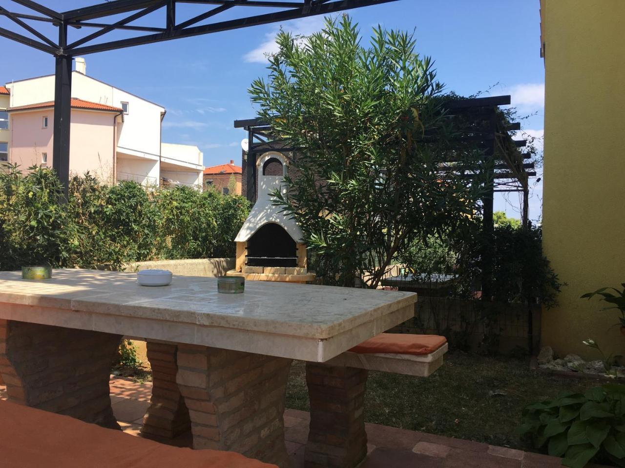 Villa Istriana Ližnjan 外观 照片